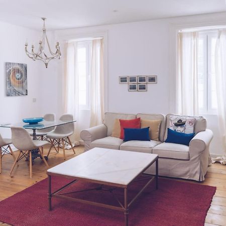 Chic & Luxurious 2-Br Escape Designed For Elegance Apartment Gibraltar Luaran gambar