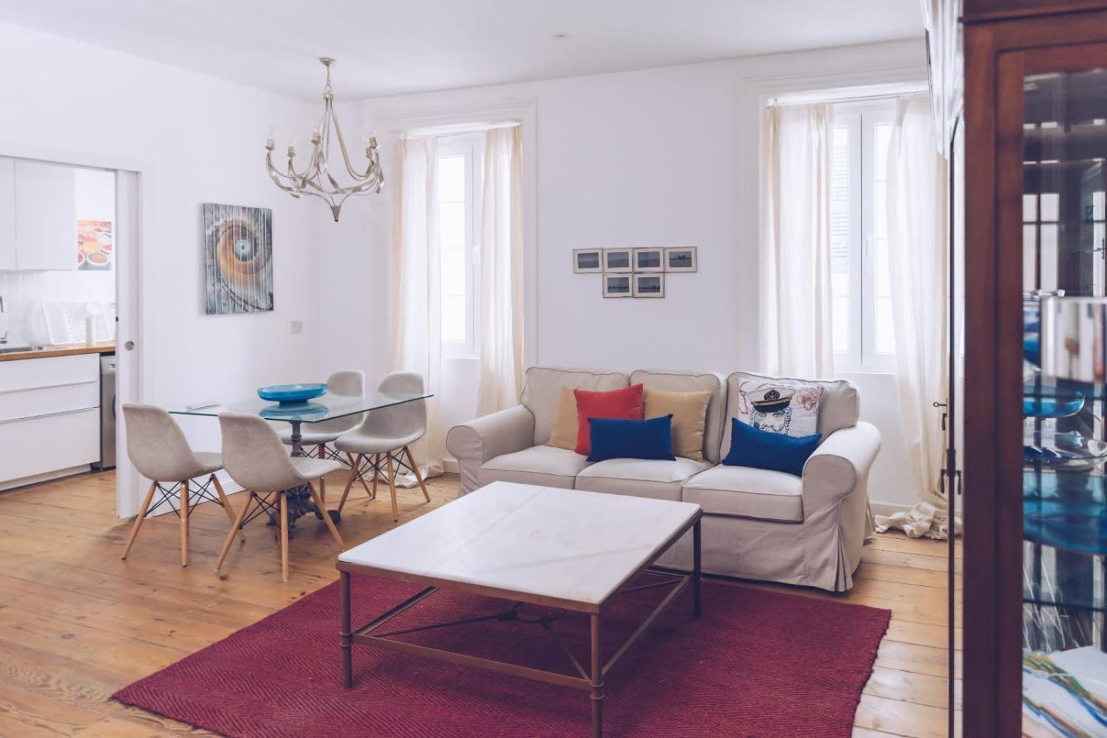 Chic & Luxurious 2-Br Escape Designed For Elegance Apartment Gibraltar Luaran gambar